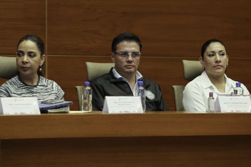 Acompaña Martha Camacho a gobernadora en evento de bienestar animal